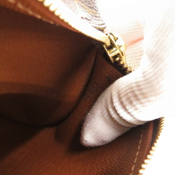 LOUIS VUITTON Brown Monogram Leather Papillon 26 Bag - Picture 9 of 11